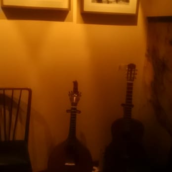 Mascote da Atalaia - Smaller one is Portuguese guitar - Fado Houses Near Me - Lisbon, 11