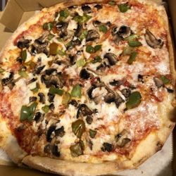 Lenny's Pizza and Pasta - Personal Pizza with mushrooms and green peppers