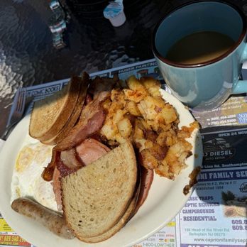 The Cracked Egg Cafe - The Binge - Breakfast & Brunch Near Me - Galloway, New Jersey
