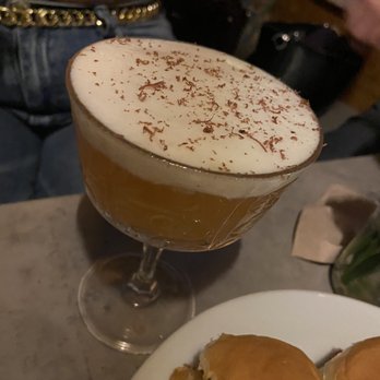 Patio de las Flores - PA' EL CIELO - Tapas/Small Plates Near Me - Carolina, Puerto Rico