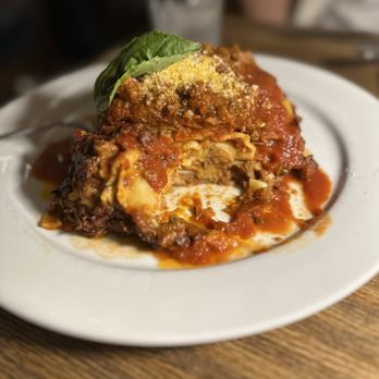 L’Oro Di Napoli - Inside the Lasagna - so many layers and such good structure! - Pizza Near Me - Santa Rosa, California