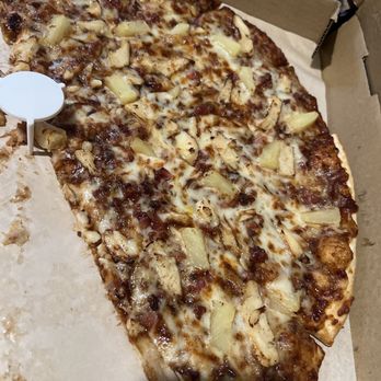 Tasty Bites Pizzeria - There BBQ Chicken Pine sooo yummy didn't even get a picture before the family dug in. - Pizza Near Me - Vallejo, California Tasty Bites Pizzeria - There BBQ Chicken Pine sooo yummy didn't even get a picture before the family dug in. - Pizza Near Me - Vallejo, California