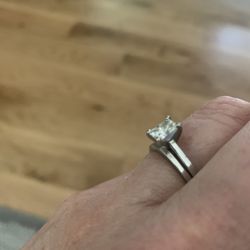Jewelsmiths - Side view of ring - was much cleaner when I picked it up. It's been a couple months!