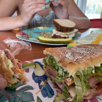 Harts Deli - Delis Near Me - South Daytona, Florida