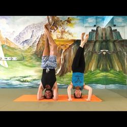 HotYoga4YouRegoPark - Yogi fam