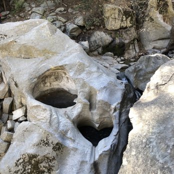 Heart Rock - Heart Rock - Hiking Near Me - Crestline, California