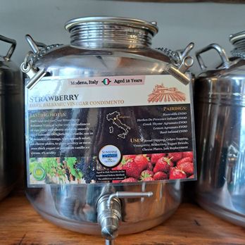 Sunshine Coast Olive Oil - strawberry balsamic - Specialty Food Near Me - Gibsons, British Columbia