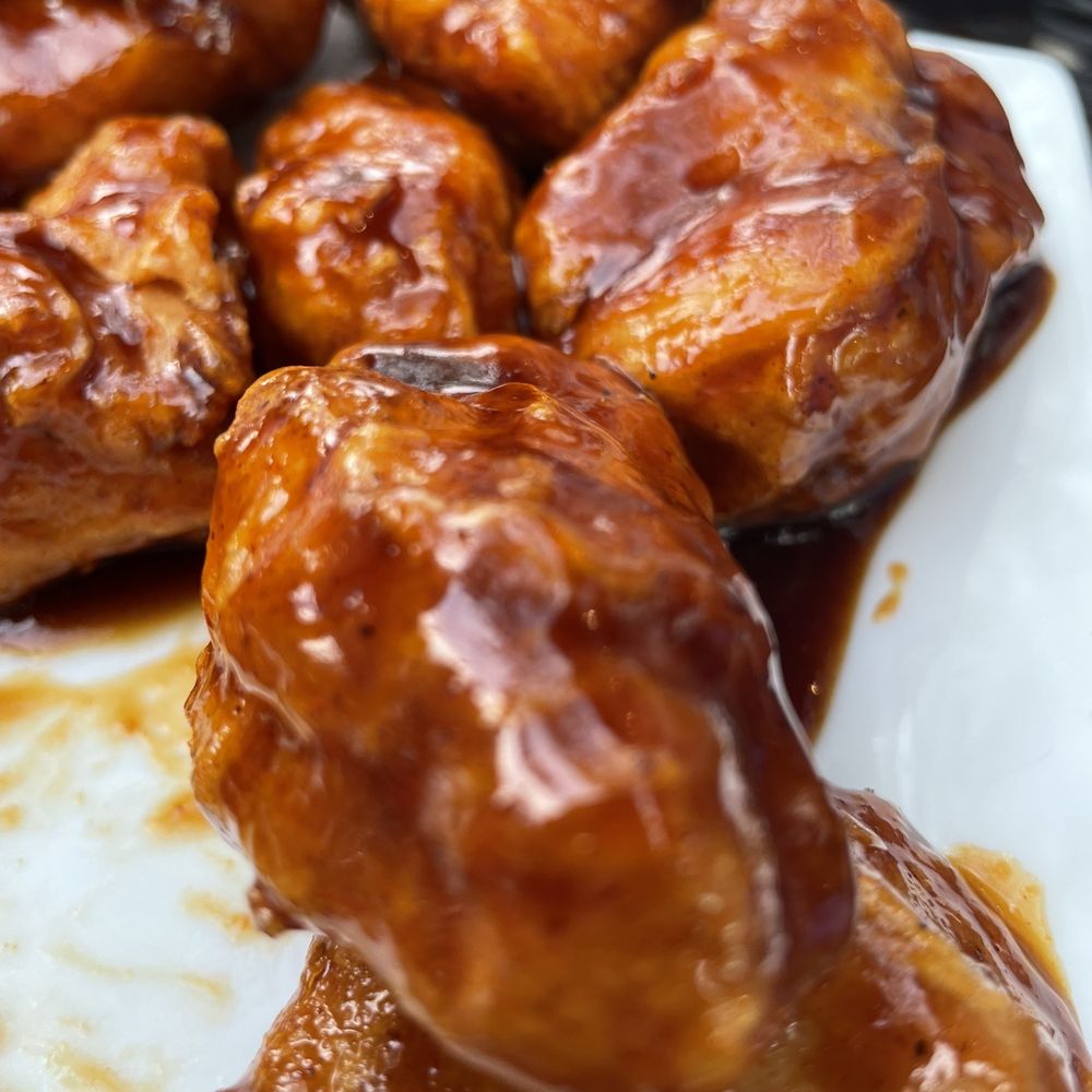 Miamiville Trailyard - Boneless wings - American Near Me - Miamiville, Ohio Miamiville Trailyard - Boneless wings - American Near Me - Miamiville, Ohio
