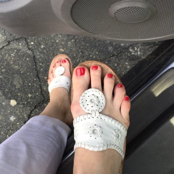 Lovely Nails - Nail Salons Near Me - Saugus, Massachusetts