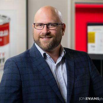 Jon Evans Photography - On location business portraits - Session Photography Near Me