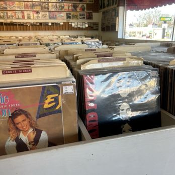 Remember When Records & Videos - Records - Music & DVDs Near Me - Greensboro, North Carolina Remember When Records & Videos - Records - Music & DVDs Near Me - Greensboro, North Carolina