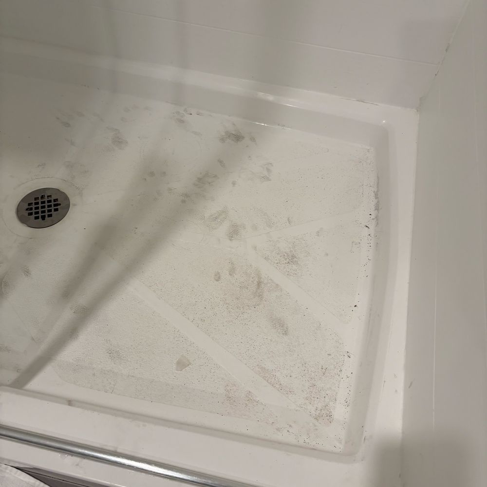 Hand prints and sewage!!! Put your feet in there after paying for it!! Hand prints and sewage!!! Put your feet in there after paying for it!!