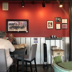 Kirkland's Deli and Desserts - Cute decor