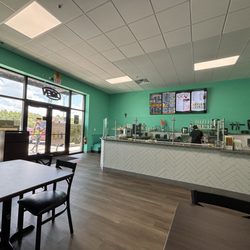 Poke & Boba House - Interior