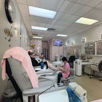 Nice Nails and Spa - Nail Salons Near Me - Seattle, Washington Nice Nails and Spa - Nail Salons Near Me - Seattle, Washington