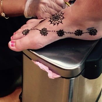 iBrow Experts - Fort Walton Beach - Friends henna - Eyebrow Services Near Me - Fort Walton Beach, Florida