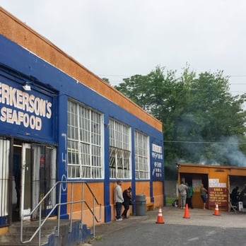 Merkerson's Fish Market - smoke coming out of the window - Seafood Markets Near Me - Atlanta, Georgia Merkerson's Fish Market - smoke coming out of the window - Seafood Markets Near Me - Atlanta, Georgia
