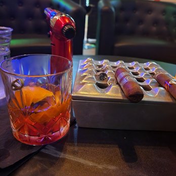 Cuban Creations Cigar Bar - Old Fashion and cigars - Cigar Bars Near Me - New Orleans, Louisiana Cuban Creations Cigar Bar - Old Fashion and cigars - Cigar Bars Near Me - New Orleans, Louisiana