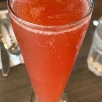Broken Yolk Cafe - The best pomegranate Mi Mosas! - Breakfast & Brunch Near Me - Del Mar, California Broken Yolk Cafe - The best pomegranate Mi Mosas! - Breakfast & Brunch Near Me - Del Mar, California