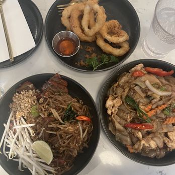 Dok Khao Thai Eatery - Calamari Ring Drunken Noodles Dok Khao Pad Thai - Thai Near Me - Columbia, Maryland Dok Khao Thai Eatery - Calamari Ring Drunken Noodles Dok Khao Pad Thai - Thai Near Me - Columbia, Maryland