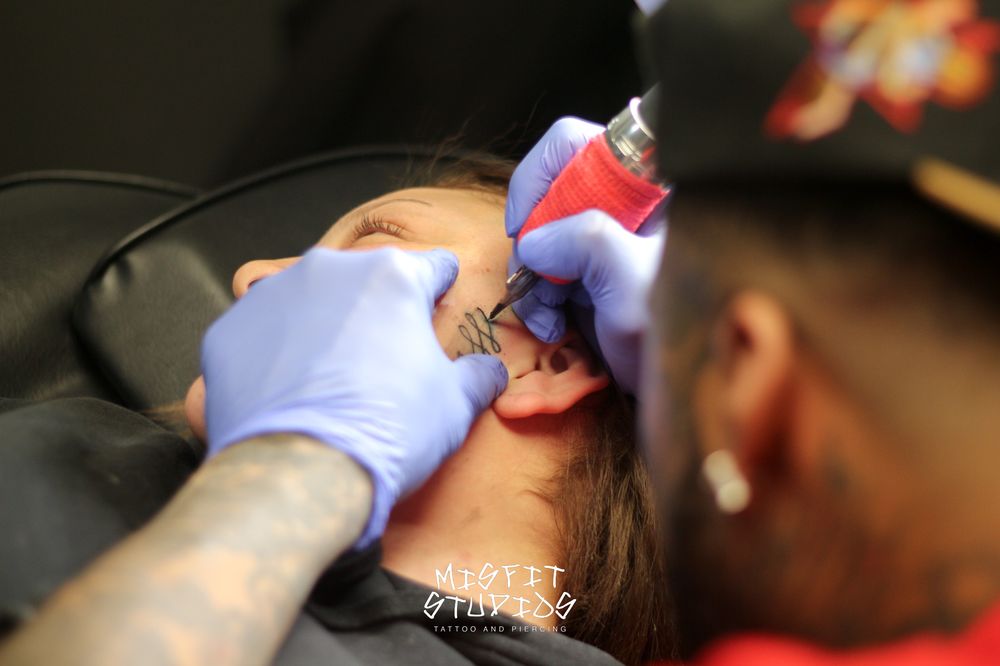 Misfit Studios Tattoo and Piercing Logo