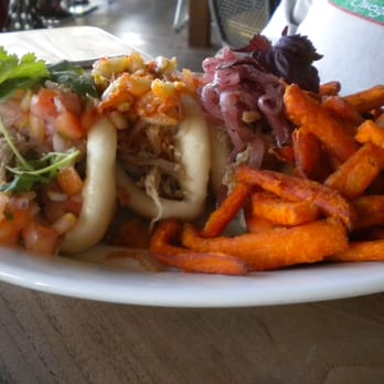 Ama Ama Restaurant - Trio of pork sliders - New American Near Me - Kapolei, Hawaii