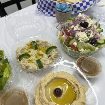 Taste Mediterranean Grill - Home made Hummus and Pita, Baba Ghanoush and Pita and fresh Mediterranean Salad - Mediterranean Near Me - Las Vegas, Nevada