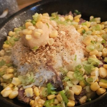 MiMi's Kitchen - Sizzling garlic rice plate with beef - Asian Fusion Near Me - San Jose, California