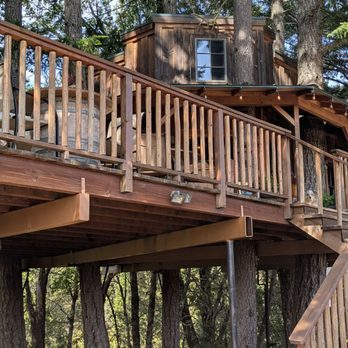 Augustino Estate - The tasting room really is a tree house - Wine Tasting Room Near Me - O'Brien, Oregon Augustino Estate - The tasting room really is a tree house - Wine Tasting Room Near Me - O'Brien, Oregon