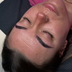 Ayaba Of Beauty - AOB Signature Brows
(Lamination, hybrid tint, and wax)