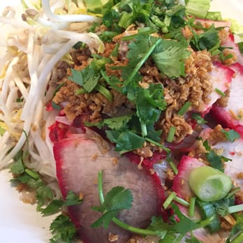 Me Con Bistro - Hu Tieu - Chinese Near Me - Austin, Texas