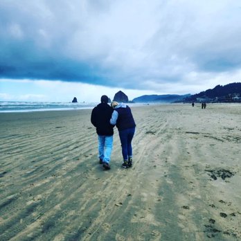 Seaside Vacation Homes - Amazing beach with an amazing husband. - Vacation Rentals Near Me - Seaside, Oregon Seaside Vacation Homes - Amazing beach with an amazing husband. - Vacation Rentals Near Me - Seaside, Oregon