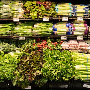 H-E-B - ows a produce section of a grocery store - Drugstores Near Me - San Marcos, Texas H-E-B - ows a produce section of a grocery store - Drugstores Near Me - San Marcos, Texas