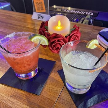 Catrina Tequila Bar - Strawberry and lime margaritas - Mexican Near Me - Riverside, Illinois