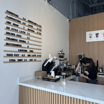 Cros Croissanterie - Coffee & Tea Near Me - Markham, Ontario