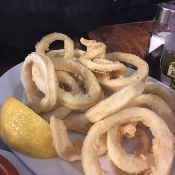 La Tía Cebolla - Crispy and super fresh squid - Tapas/Small Plates Near Me - Madrid, M