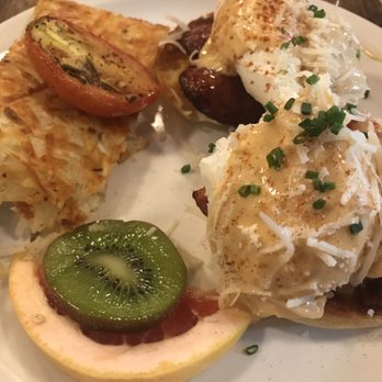 Jam Cafe on Beatty - Chorizo eggs Benedict - delicious, no longer on menu - Breakfast & Brunch Near Me - Vancouver, British Columbia