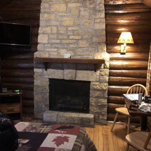 White Pines Resort 28 Photos 29 Reviews Hotels 6712 W