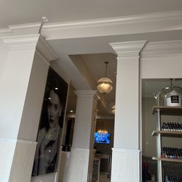 Entry to the salon chairs