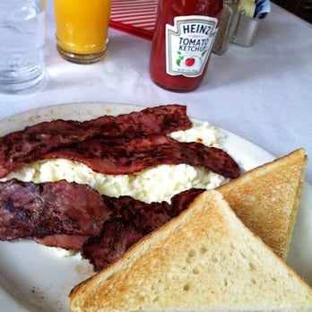 Junior's Restaurant - eggs whites, toast, and turkey bacon - Bakeries Near Me - Brooklyn, New York
