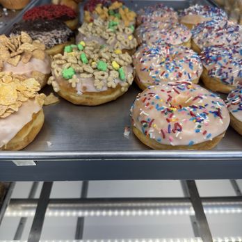 Rossmoor Donuts & Coffee - Donuts - Donuts Near Me - Los Alamitos, California