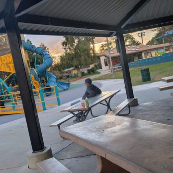 Loma Alta Park - Park - Parks Near Me - Altadena, California Loma Alta Park - Park - Parks Near Me - Altadena, California