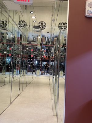 UDON Dadeland by null