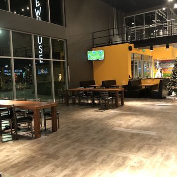 Flix Brewhouse - Outdoor Movies Near Me - Mansfield, Texas