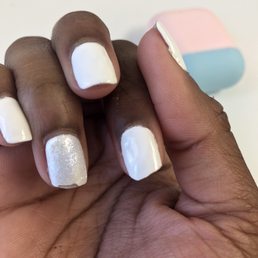 Silver chipped and pointed finger chipped
