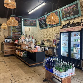 Glowing - Health Markets Near Me - Los Angeles, California