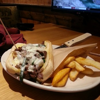 Twin Peaks - New American Near Me - Hoover, Alabama