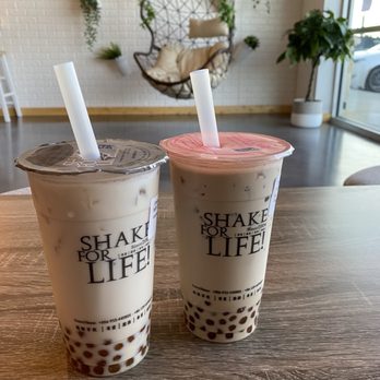 Ding Tea - Winter melon milk tea with boba(left) Signature milk tea with boba( right) - Coffee & Tea Near Me - Katy, Texas