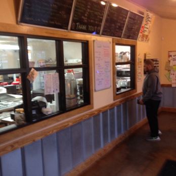 Ronnie's Chuckwagon - Order Windows - American Near Me - Carthage, North Carolina