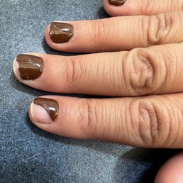 Chipped nails done on Friday chipped by Friday ... Chipped nails done on Friday chipped by Friday ...